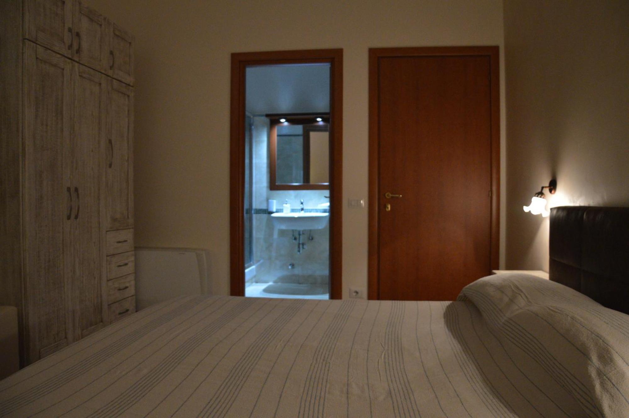 B&B E Casa Vacanza Al Castello Roccella Ionica Kültér fotó