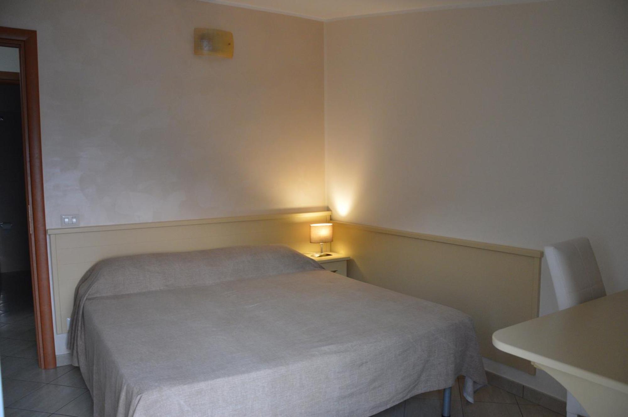 B&B E Casa Vacanza Al Castello Roccella Ionica Kültér fotó