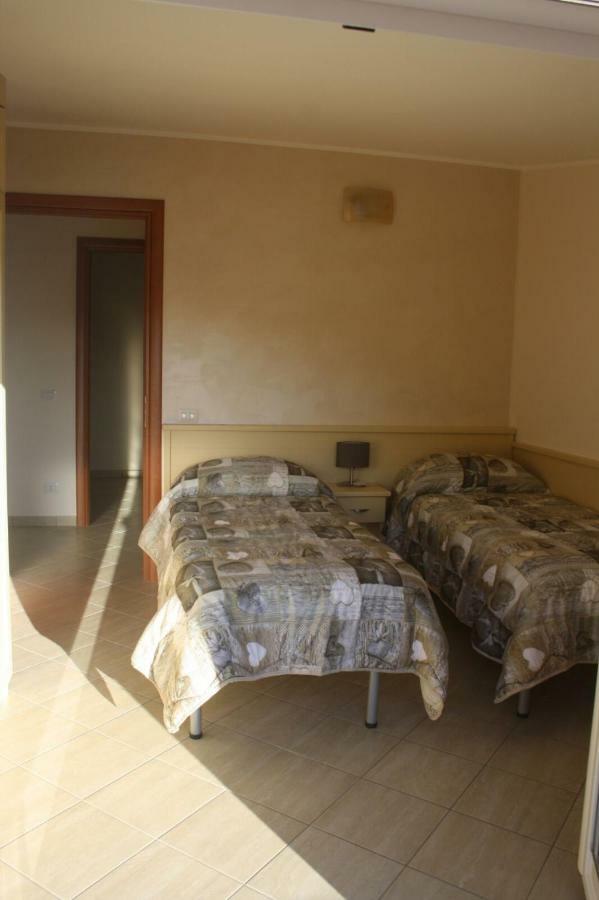 B&B E Casa Vacanza Al Castello Roccella Ionica Kültér fotó