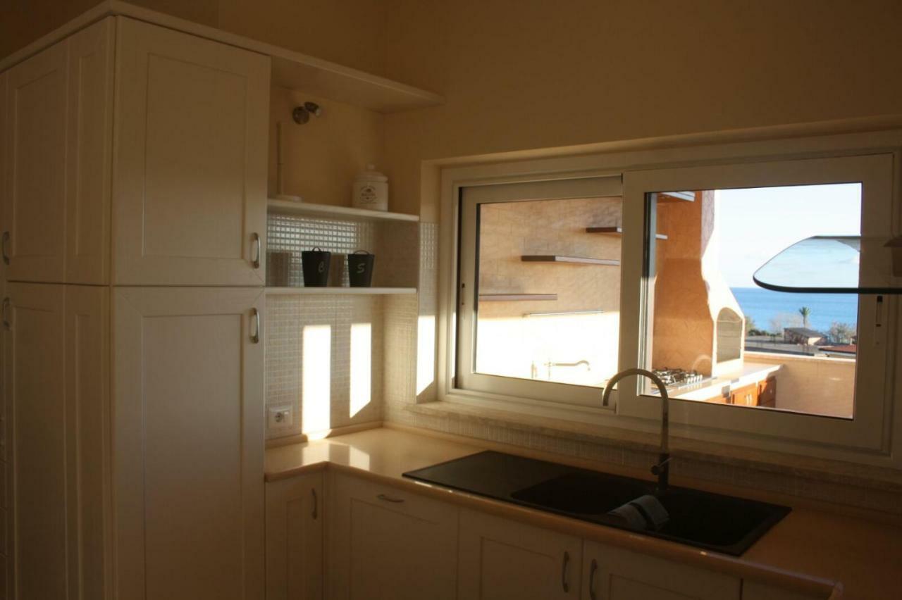 B&B E Casa Vacanza Al Castello Roccella Ionica Kültér fotó